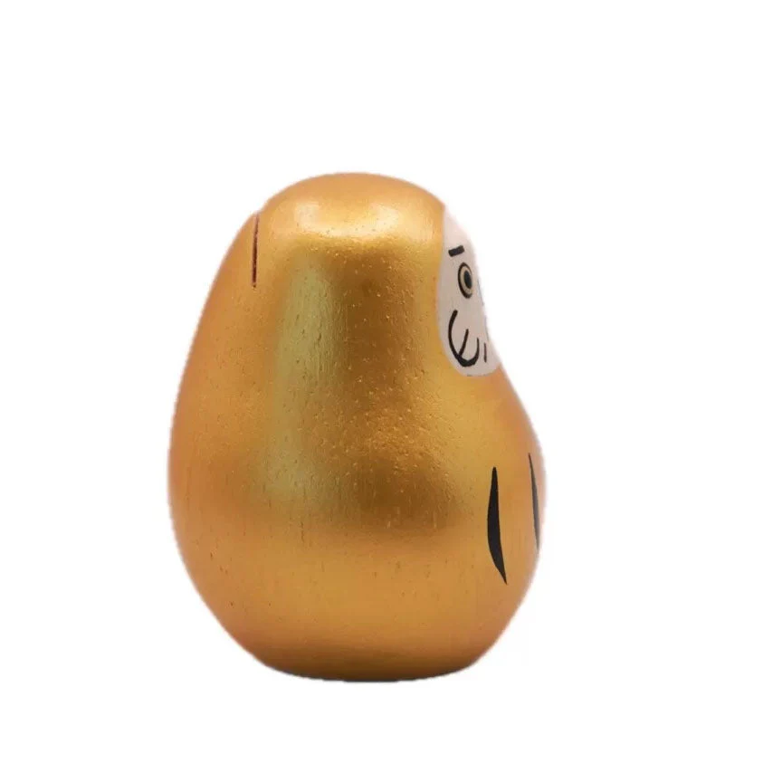 Figurine Daruma Or en bois - Image 2