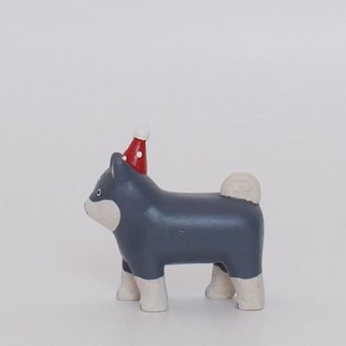 Figurine en bois - Chiot Shiba inu avec chapeau de fête - Image 3