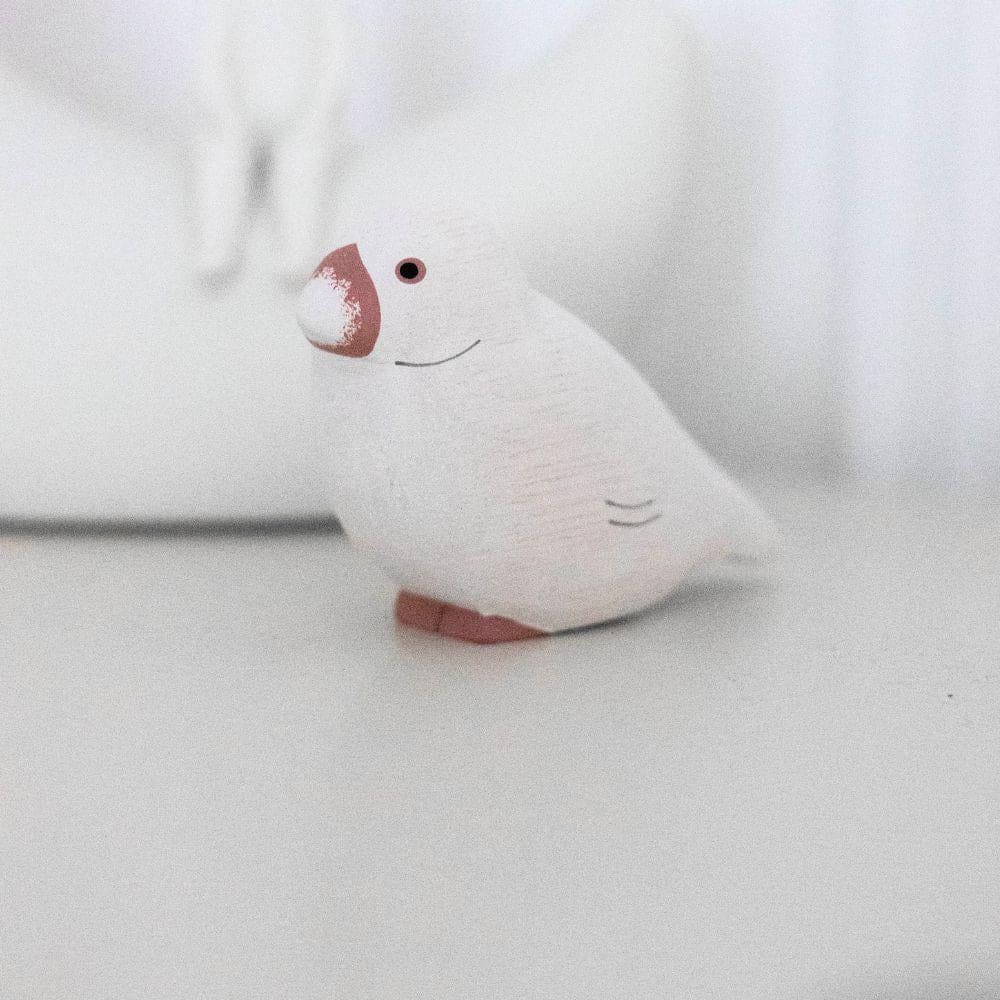 Figurine Moineau Ava en Bois - Image 3
