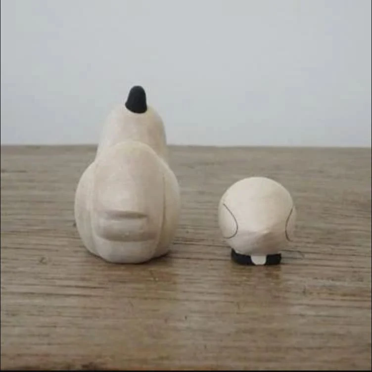 Figurine Poule Enfant en Bois - Image 3