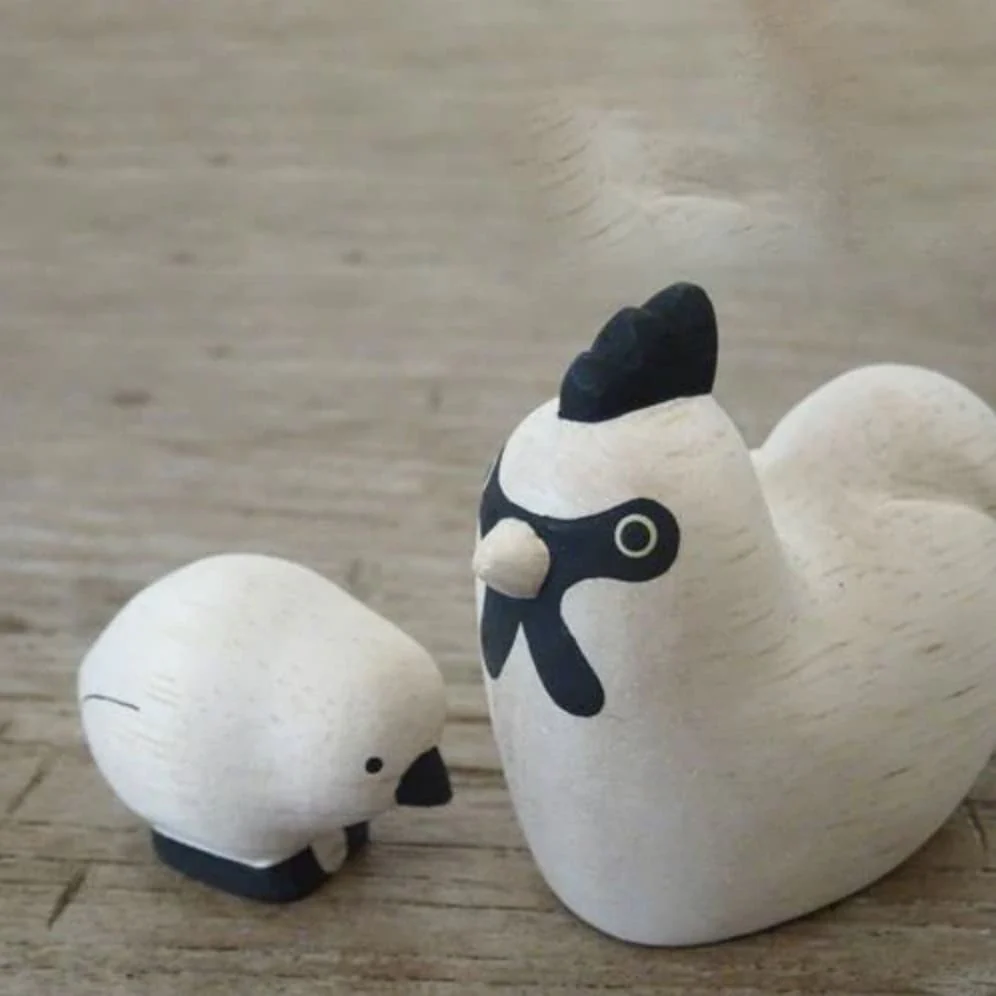 Figurine Poule Enfant en Bois - Image 5