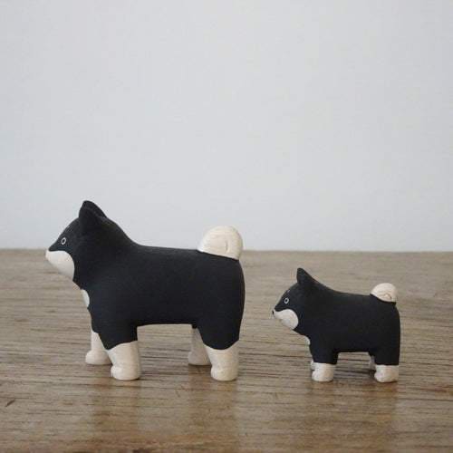 Figurine Shiba Parent en Bois - Image 6